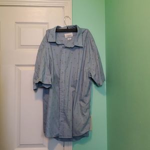 Light blue short sleeved button shirt w/ pineapple